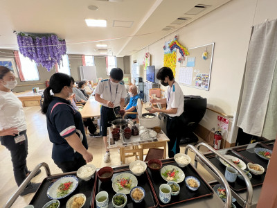 配膳IMG_3424